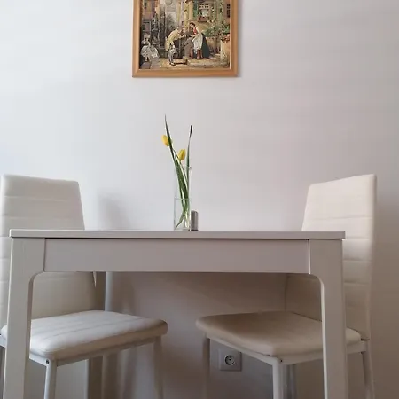 Daire Moderne Mit Sonnigem Gartenblick,1 Stock *