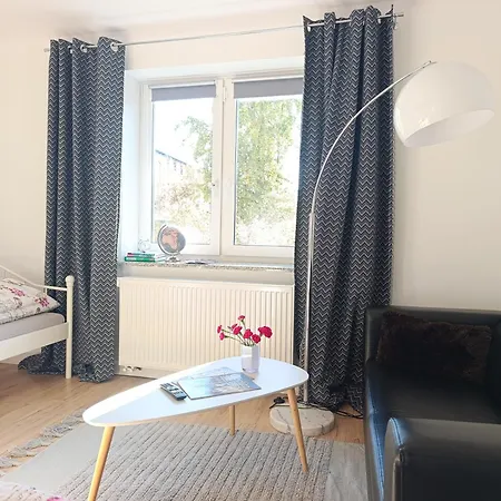 Moderne Mit Sonnigem Gartenblick,1 Stock *