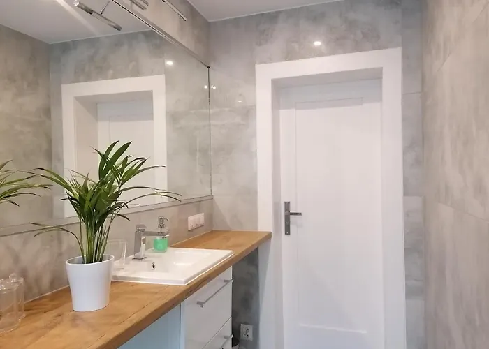 Moderne Mit Sonnigem Gartenblick,1 Stock