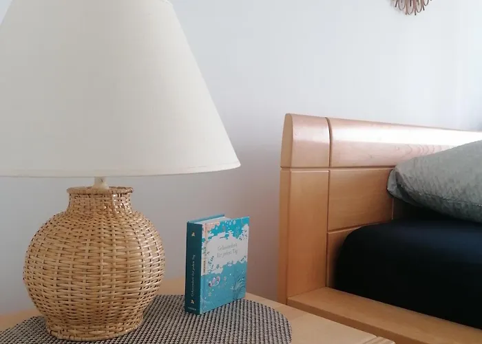 Moderne Mit Sonnigem Gartenblick,1 Stock Gorlitz